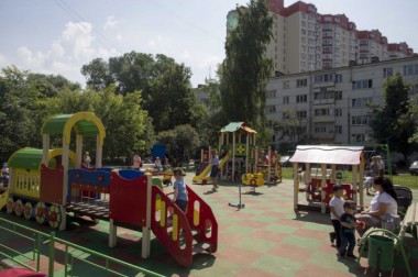 53 дворовых территории Большого Подольска будут благоустроены этим летом