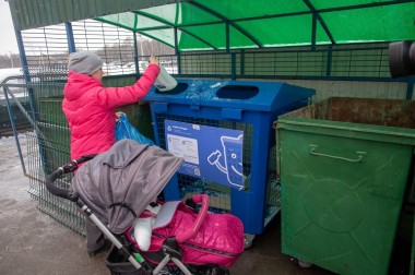 В Городском округе Подольск устанавливают разноцветные контейнеры для раздельного сбора мусора