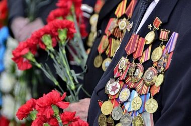 Подмосковные ветераны — жители блокадного Ленинграда получат единовременную выплату